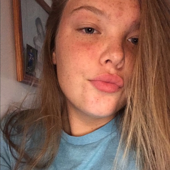 Meet your Posher, Jaclyn - Picture 1 of 1